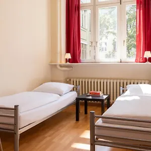 all-in-hostel.find-berlin-hotels.com/